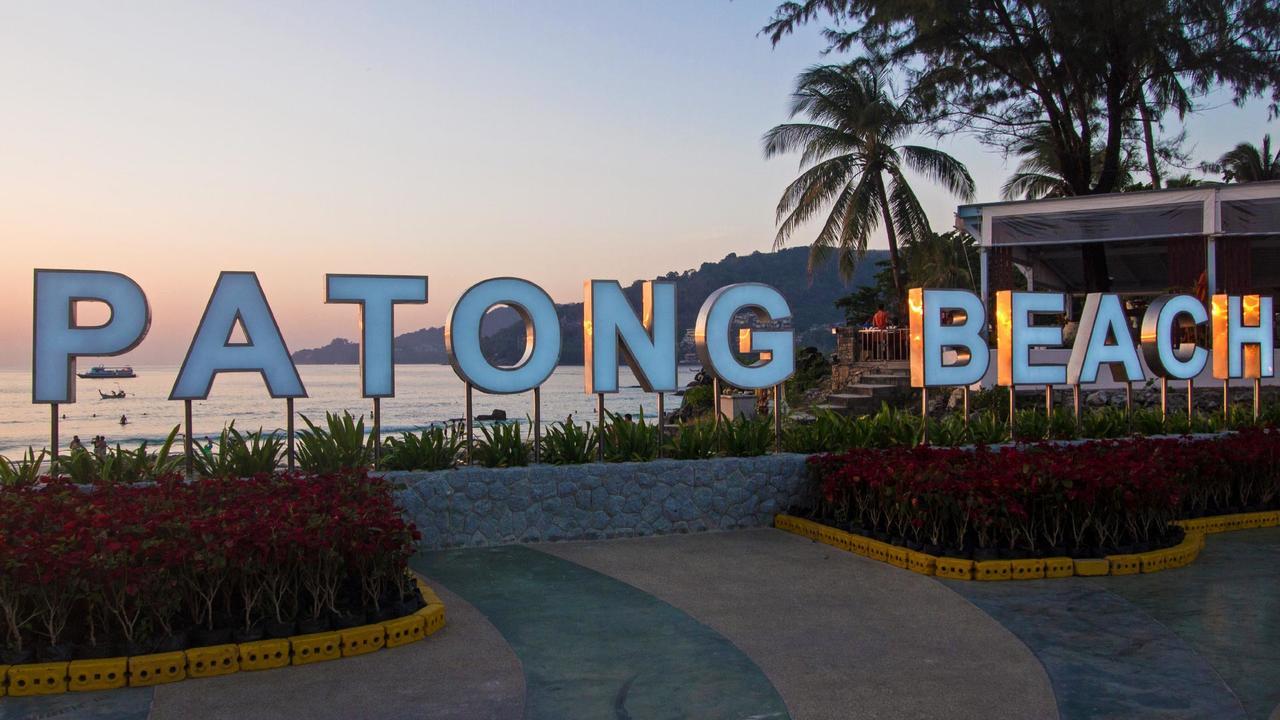 Porterhouse Beach Hotel Patong ภายนอก รูปภาพ