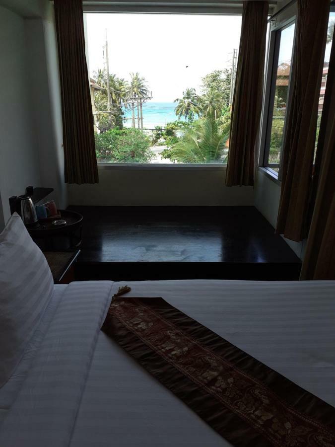 Porterhouse Beach Hotel Patong ภายนอก รูปภาพ
